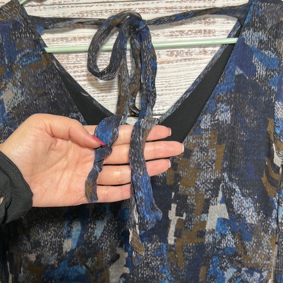 For Love & Lemons Navy Print Silk Leather Cuffs Back Tie V Neck Blouse Medium - Picture 9 of 14